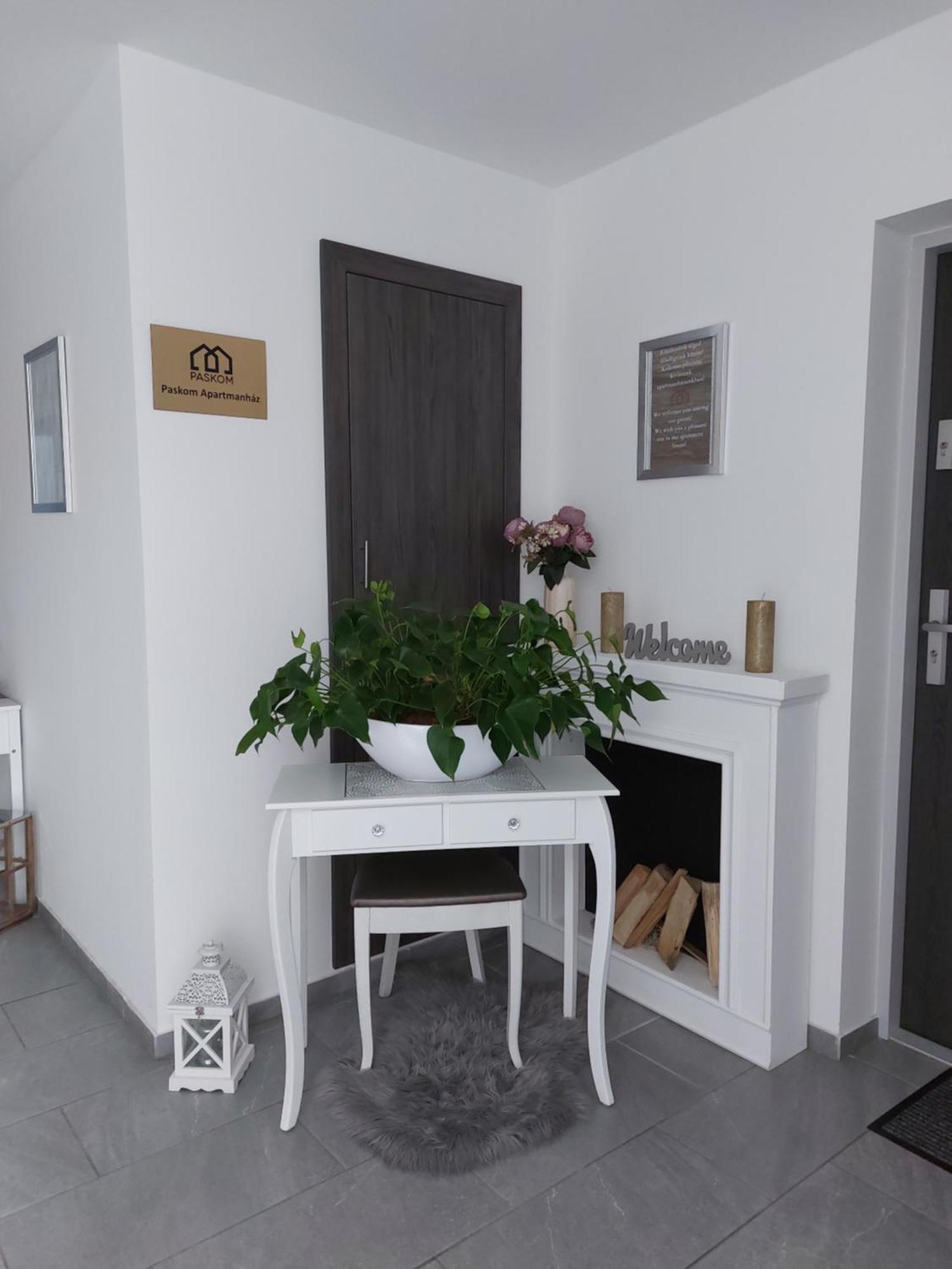 Paskom Apartmanhaz Nyergesujfalu Екстер'єр фото