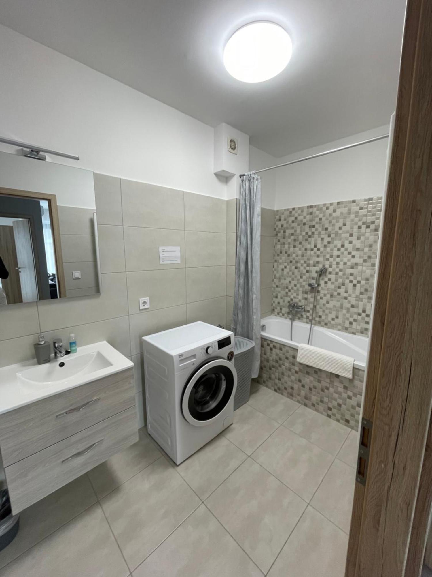 Paskom Apartmanhaz Nyergesujfalu Екстер'єр фото